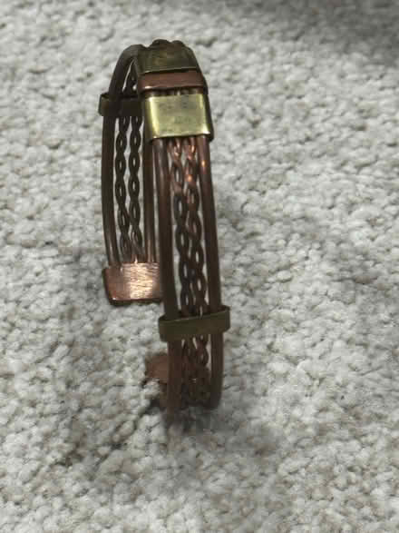 Photo of free Bracelets & costume jewelry (Stuyvesant Heights) #2