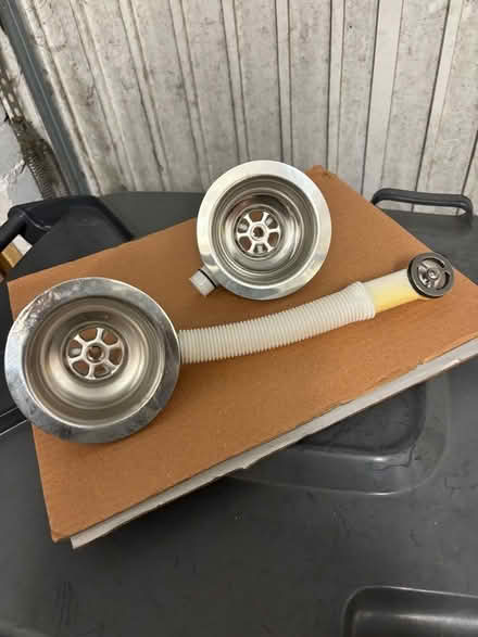 Photo of free Sink Fittings (Hornby LA2) #1