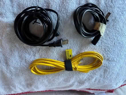 Photo of free Electronic cords, etc (Lake Merritt Oakland CA) #2