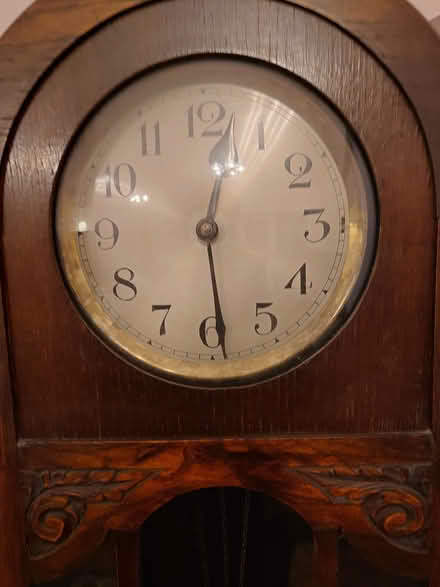 Photo of free grandfather clock. 20s/30s? (Caterham CR3) #1