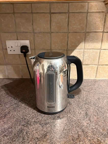 Photo of free Breville Kettle (DE757TL) #2