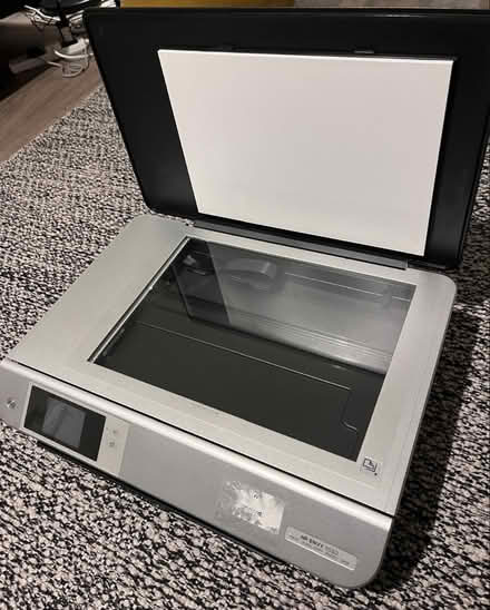 Photo of free HP Printer/scanner HP ENvy 5530 (Stoke Newington N16) #2