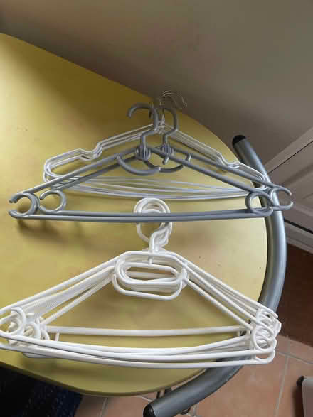 Photo of free 30 cloths hanger metal+hard plastic (Peterborough PE1) #1
