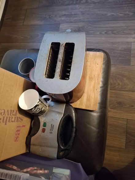 Photo of free Toaster, snackwich maker, 3x cups (Garden City OX5) #2