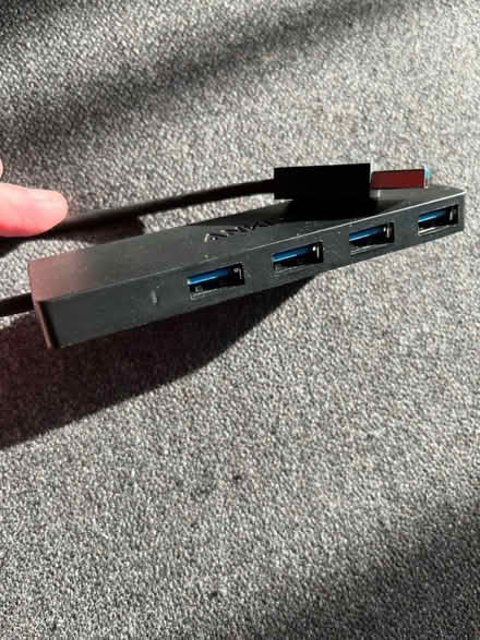 Photo of free USB hub (Calcot RG31) #1