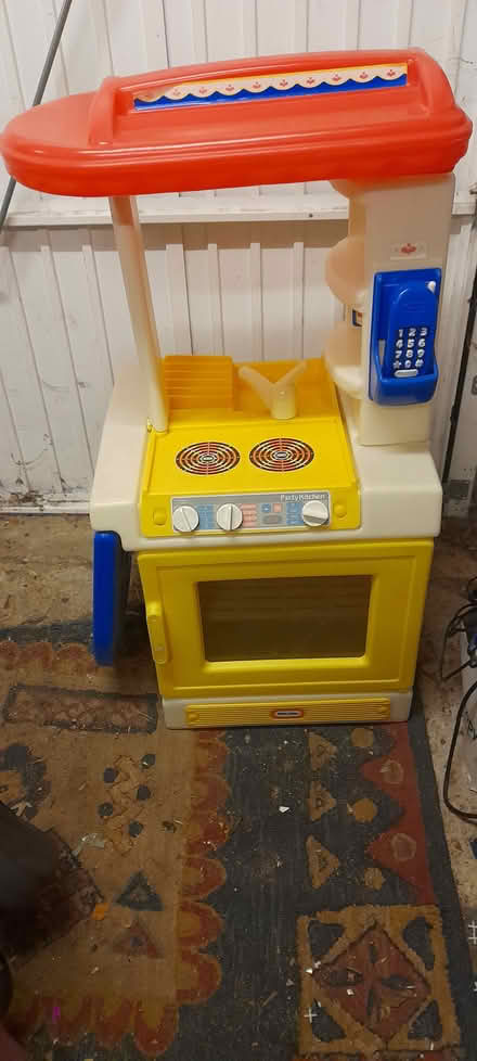 Photo of free Kids kitchen (Littleover DE23) #2