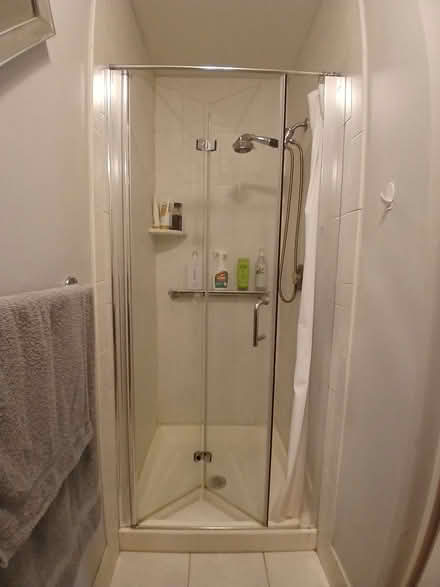 Photo of free Bi Fold Shower Door (Cherry Hill New Jersey) #3
