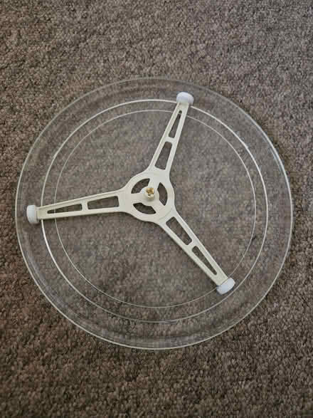 Photo of free Microwave inner plate (South Lambeth SW8) #1