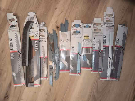 Photo of free Makita 18 Volt Reciprocating Saw *USES OLD STYLE BATTERIES* (CT2) #2