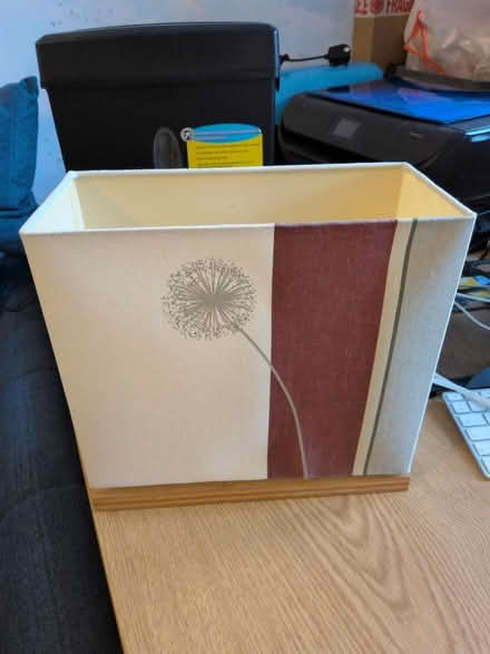 Photo of free Table lamp (EN11 - Hoddesdon) #1