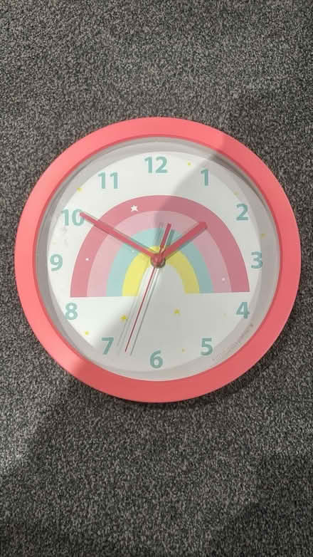 Photo of free Wall Clock (KT9 Chessington) #1