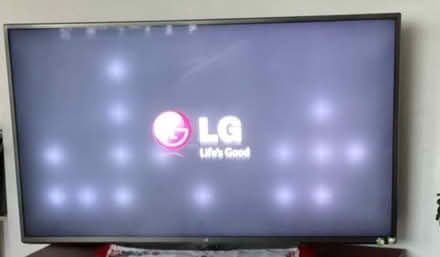 Photo of free LG Smart 47” Led TV (Norcot RG30) #1