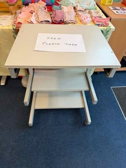 Photo of free Computer desk (CT13) #3