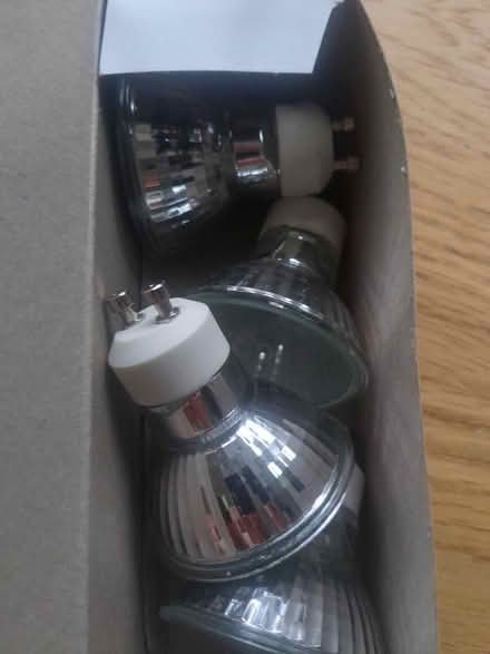Photo of free GU10 bulbs (Leicester Forest East LE3) #2