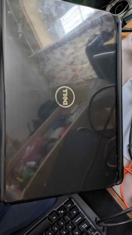 Photo of free Dell Inspiron 17-Inch Laptop (Leagrave LU4) #1