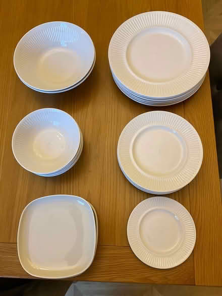 Photo of free “Athena” crockery (WF2) #1