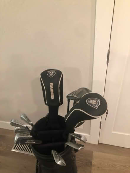 Photo of free Golf bag and clubs (Near downtown Walnut Creek) #3