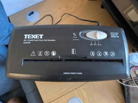 Photo of free Cross cut shredder (EN11 - Hoddesdon) #2