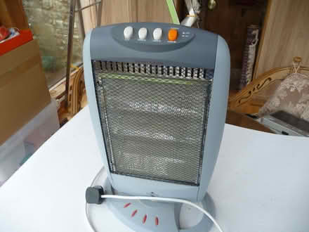 Photo of free Halogen Heater (Great Asby CA16) #1