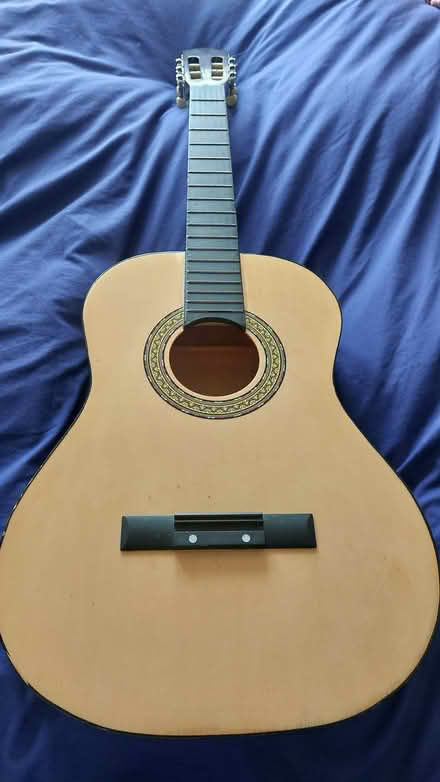 Photo of free guitar (North Abingdon OX14) #1