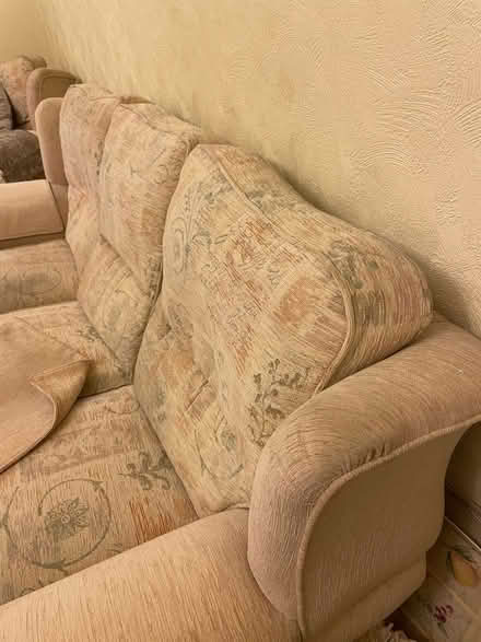 Photo of free 3 settee and armchairseater (DY2 8BT) #4