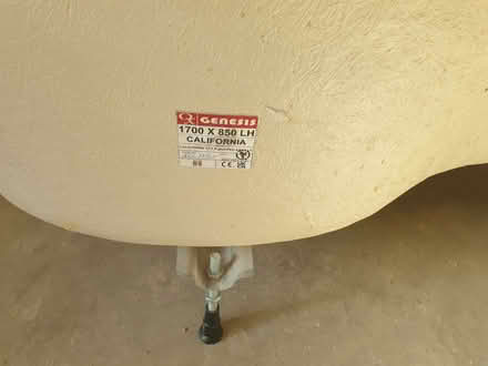 Photo of free Barely Used Bath (Pavenham MK43) #3