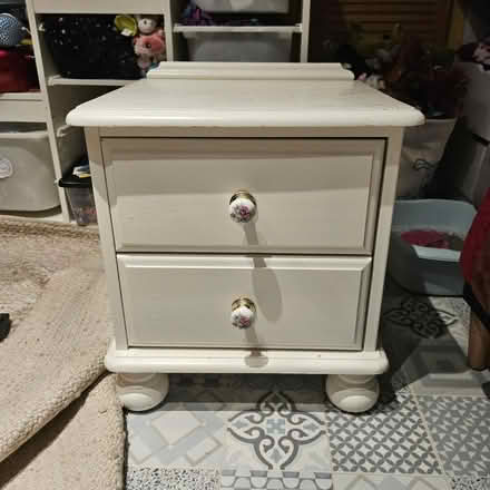 Photo of free Side table (Corstophine EH4) #1