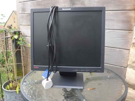 Photo of free computer monitor (Cam GL11) #1