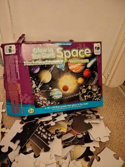 Photo of free Space/ Planets complete jigsaw (B47) #1