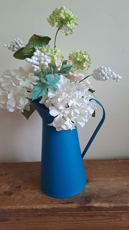 Photo of free Jug & silk flowers (Sudbury CO10) #1