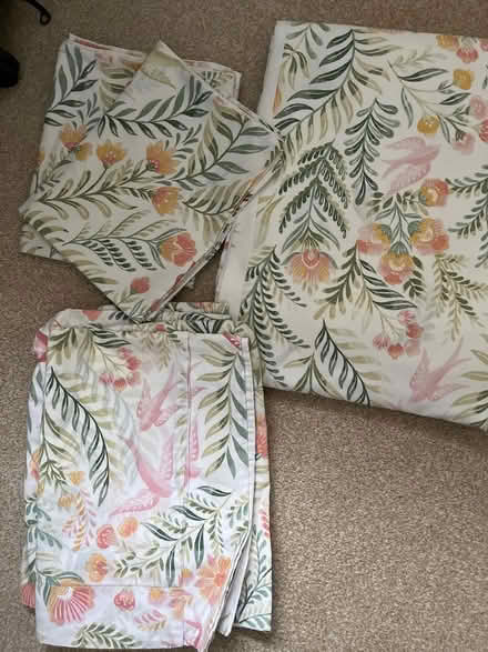 Photo of free King size bedding set (Winnersh, Wokingham) #1