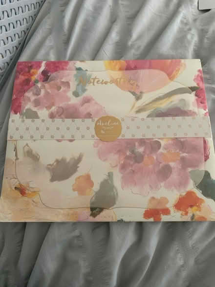 Photo of free Notelets (M32) #2