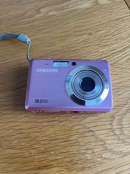 Photo of free Samsung camera pink (Woodchurch CH49) #1