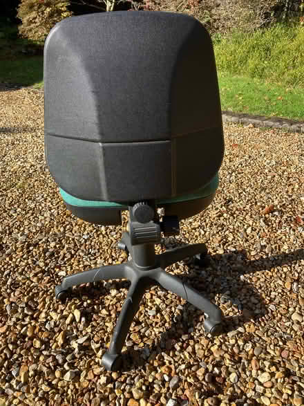 Photo of free Typist Chair (Slack Head LA7) #2