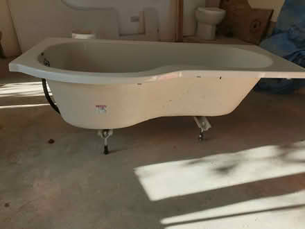 Photo of free Barely Used Bath (Pavenham MK43) #2