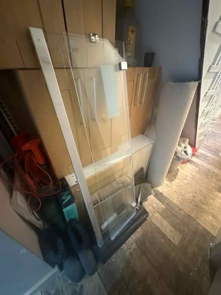 Photo of free Folding bath shower screen (Se6 2ha) #3