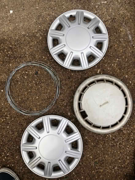 Photo of free 13” wheel trim (Mapperley NG3) #1