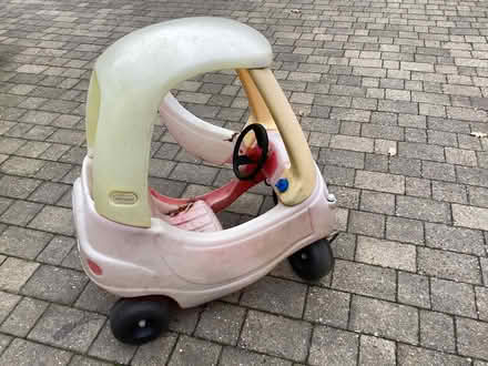 Photo of free Child’s ride in toy car. Little Tykes (Horspath OX33) #3