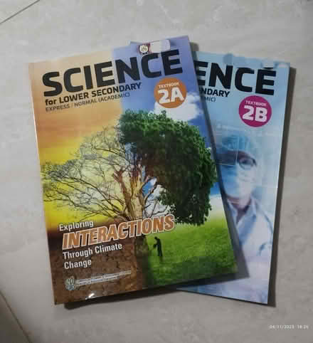 Photo of free G2/3 science textbooks sec 2 (Tpy) #1