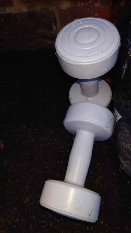Photo of free 1.5kg Weights Pair (Royal Leamington Spa CV31) #1