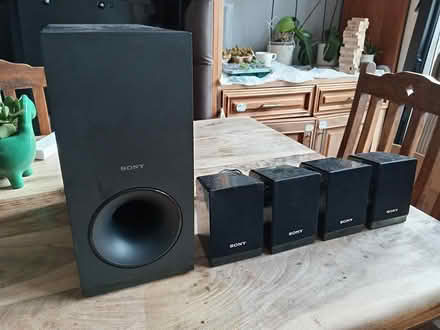 Photo of free Home Theatre Speakers (Tottenham, N17) #1