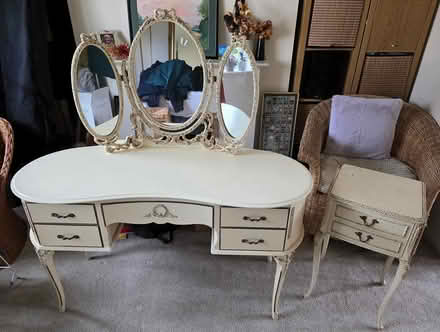 Photo of free Queen Anne desk, mirror +side table (Stroud GL10) #1