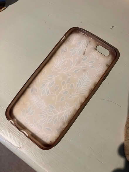 Photo of free iPhone SE case (Oxford OX3) #2
