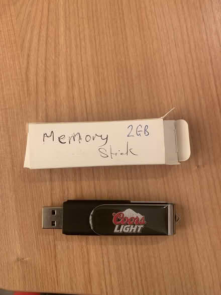 Photo of free 2GB USB stick (Chelmsford CM2) #1