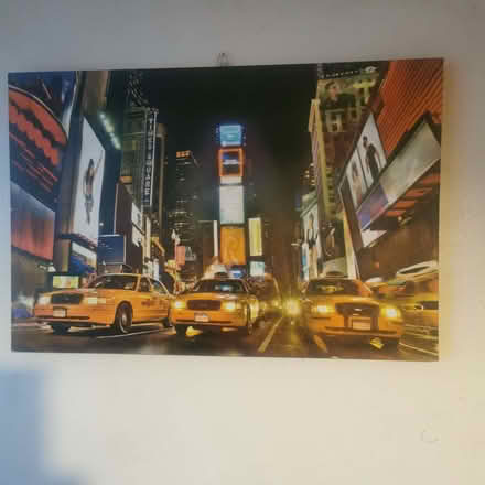 Photo of free 2 large wall plaques new York scenes (Morecambe LA4) #2