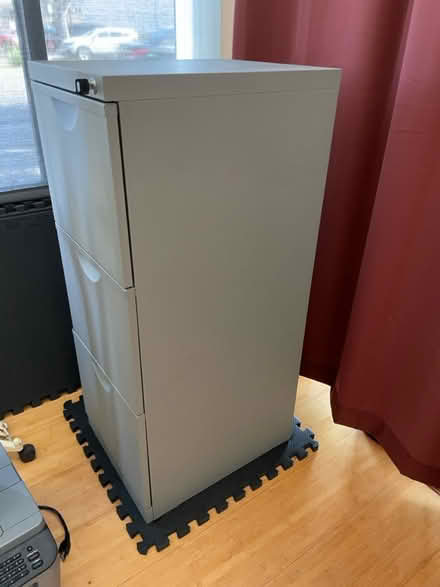 Photo of free 3-drawer vertical File cabinet (Albany) #1