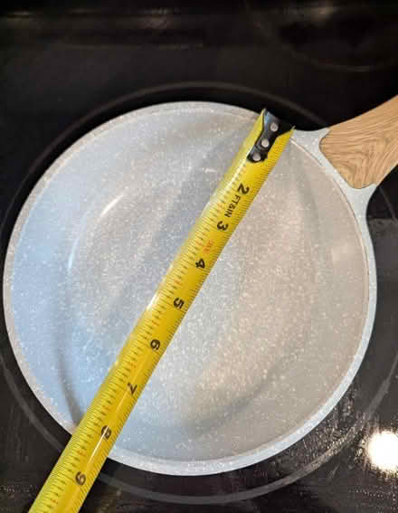 Photo of free 8" ceramic frying pan (Esperance) #2