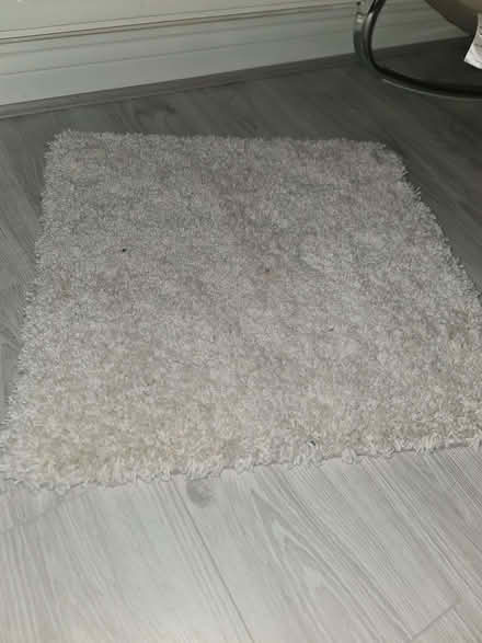 Photo of free Small square white fluffy rug. New (Reddish SK5) #1