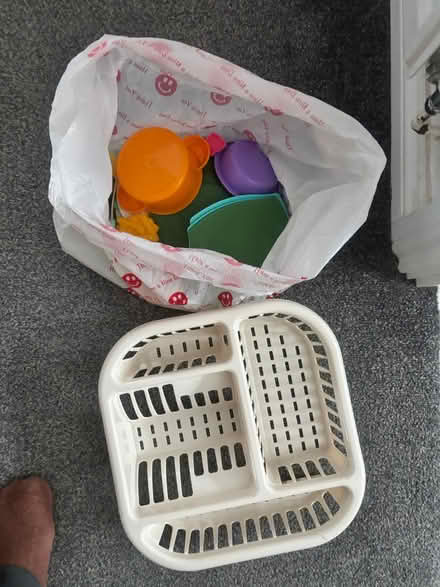 Photo of free Kitchen toys (KT9 Chessington) #1