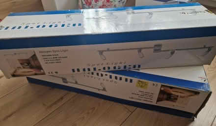 Photo of free Halogen spotlights ceiling fixture x2 (Isleworth TW7) #4